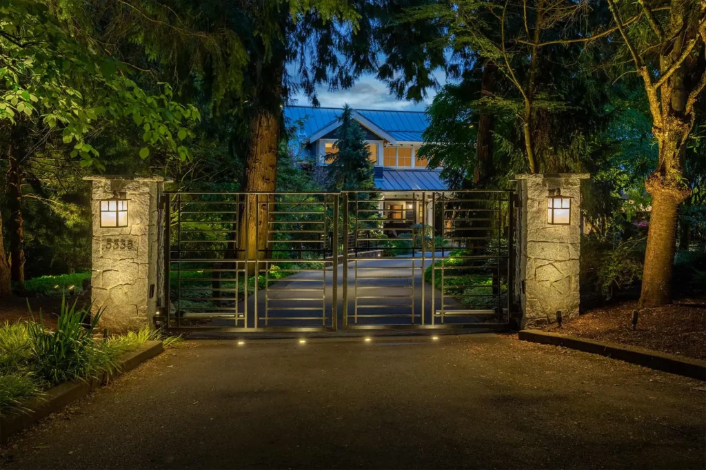 Rural Driveway Entrance Ideas